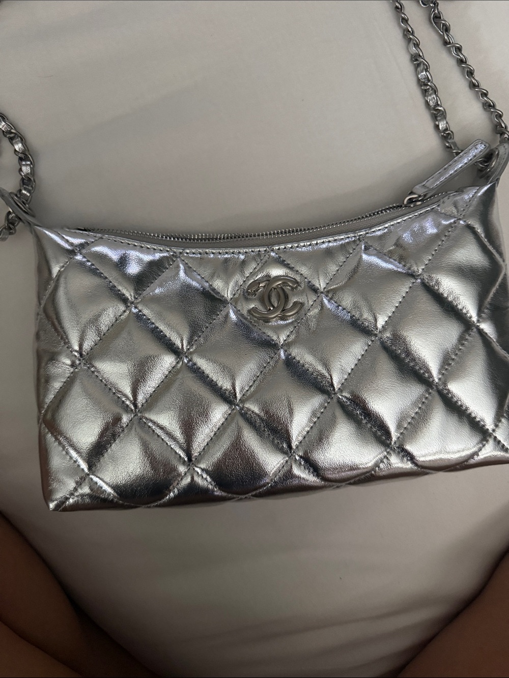Silver Quilted Chain Crossbody Bag - Luxury Logo Accent - Picture 2 of 7